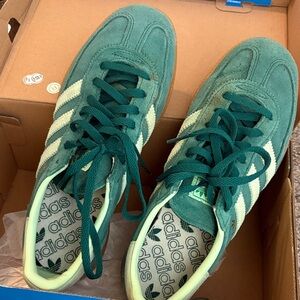 Adidas Green Handball Spezial Suede Sneakers with light green Stripes